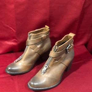 Women Diesel brown ankle boots